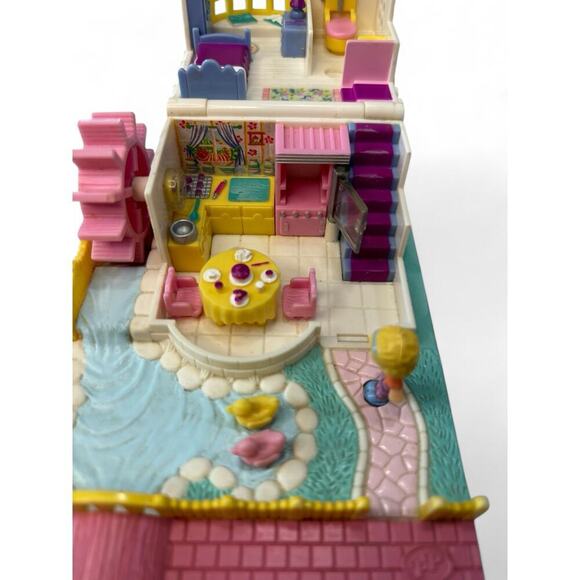 Vintage Polly Pocket Grandma's Cottage Bluebird Toys 1994 - Picture 8 of 11